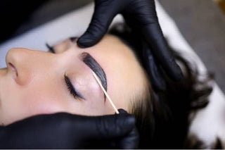 How to Use Eyebrow Tint: A Professional Brow Guide