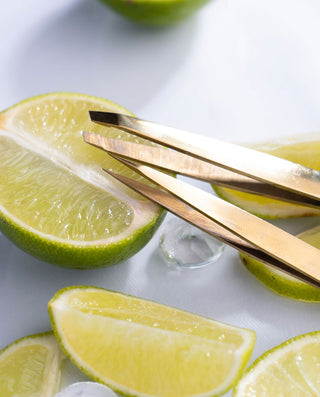 ZOLA Beveled Eyebrow Tweezers Gold Eyebrow tweezers ZOLA 